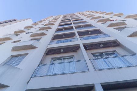 Apartamento à venda com 78m², 2 quartos e 1 vaga Apartamento à venda com 78m², 2 quartos e 1 vagaFachada