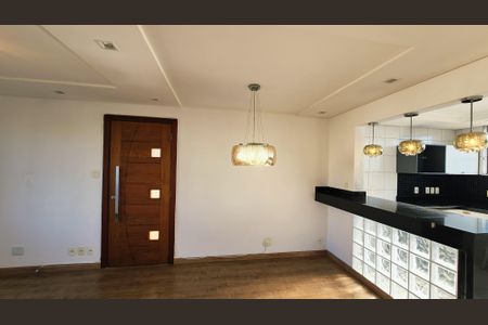 Apartamento para alugar com 66m², 2 quartos e 1 vagaSala/Cozinha