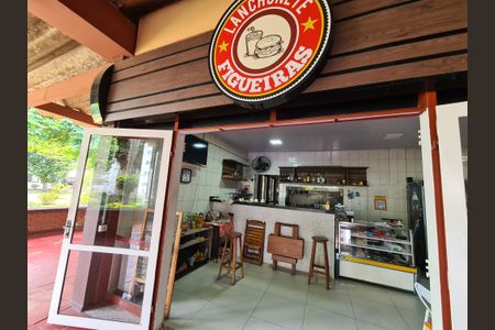 Apartamento para alugar com 66m², 2 quartos e 1 vagaLancheria