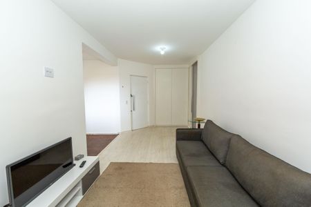 Sala de apartamento para alugar com 3 quartos, 105m² em Buritis, Belo Horizonte