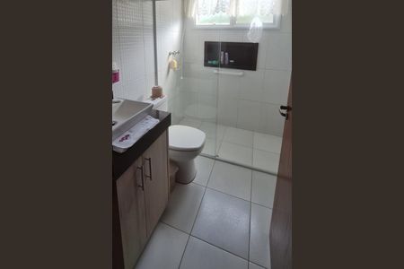 Casa de condomínio à venda com 197m², 2 quartos e 4 vagas