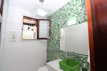 Casa para alugar com 323m², 4 quartos e 3 vagasLavabo