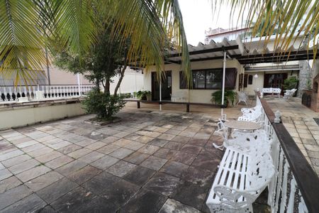 Casa para alugar com 323m², 4 quartos e 3 vagasÁrea externa