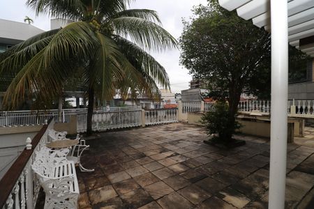 Casa para alugar com 323m², 4 quartos e 3 vagasÁrea externa