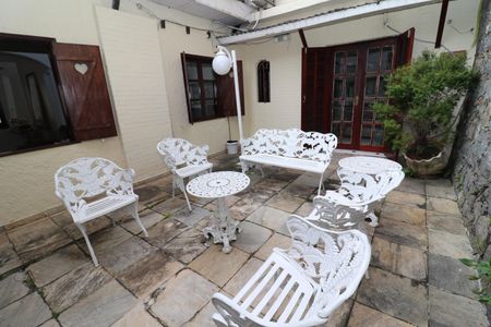 Casa para alugar com 323m², 4 quartos e 3 vagasÁrea externa