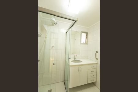 Apartamento à venda com 73m², 3 quartos e 1 vaga Apartamento à venda com 73m², 3 quartos e 1 vagaBanheiro Social