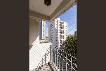 Apartamento à venda com 73m², 3 quartos e 1 vaga Apartamento à venda com 73m², 3 quartos e 1 vagaVaranda Sala