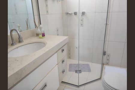 Apartamento à venda com 102m², 2 quartos e 3 vagas Apartamento à venda com 102m², 2 quartos e 3 vagasFoto 13