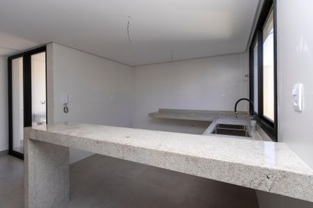 Casa à venda com 210m², 3 quartos e 3 vagas Casa à venda com 210m², 3 quartos e 3 vagasCozinha