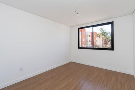 Casa à venda com 210m², 3 quartos e 3 vagas Casa à venda com 210m², 3 quartos e 3 vagasQuarto 1 - Suíte