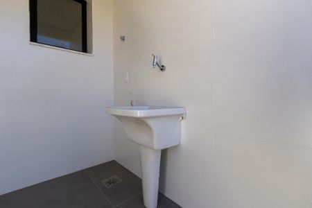 Casa à venda com 210m², 3 quartos e 3 vagas Casa à venda com 210m², 3 quartos e 3 vagasÁrea de Serviço