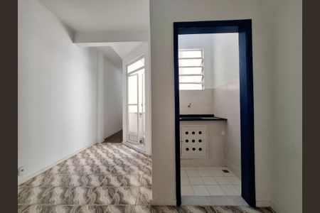 Apartamento à venda com 32m², 1 quarto e sem vaga Apartamento à venda com 32m², 1 quarto e sem vagaCozinha