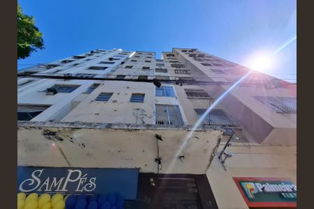 Apartamento à venda com 32m², 1 quarto e sem vaga Apartamento à venda com 32m², 1 quarto e sem vagaFachada