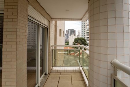 Apartamento à venda com 366m², 4 quartos e 5 vagas Apartamento à venda com 366m², 4 quartos e 5 vagasVaranda Quarto 3 Suíte MasterVaranda Quarto 3 Suíte Master