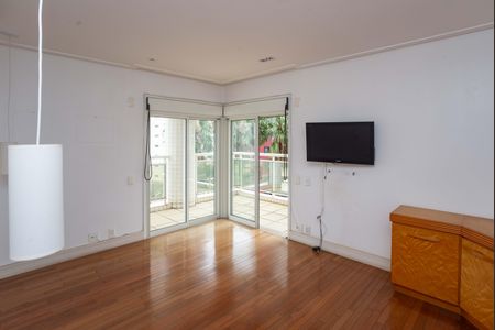Apartamento à venda com 366m², 4 quartos e 5 vagas Apartamento à venda com 366m², 4 quartos e 5 vagasQuarto 3 Suíte Master