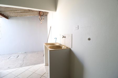 Casa para alugar com 75m², 2 quartos e 1 vagaÁrea de Serviço