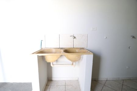 Casa para alugar com 75m², 2 quartos e 1 vagaÁrea de Serviço