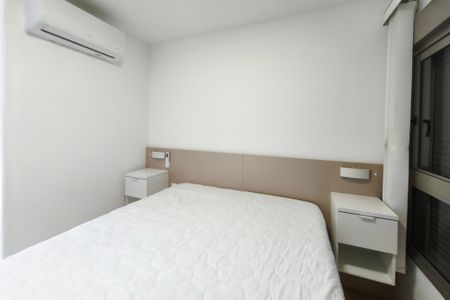 Apartamento à venda com 98m², 2 quartos e 2 vagas Apartamento à venda com 98m², 2 quartos e 2 vagasSuíte