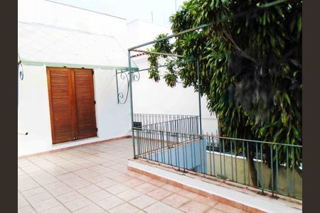 Casa à venda com 341m², 5 quartos e 3 vagas