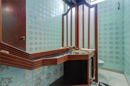 Casa à venda com 341m², 5 quartos e 3 vagas