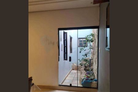 Casa à venda com 210m², 4 quartos e 3 vagas