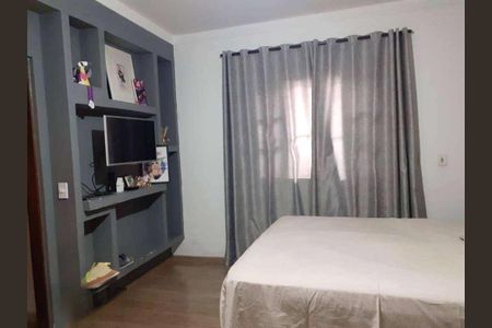 Casa à venda com 210m², 4 quartos e 3 vagas