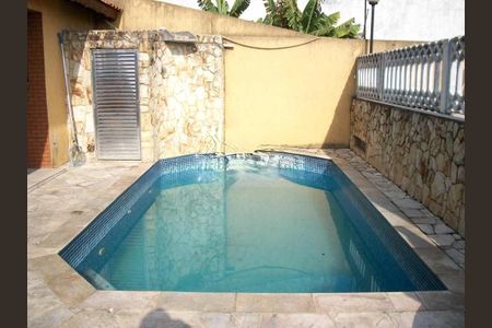 Casa à venda com 210m², 4 quartos e 3 vagas