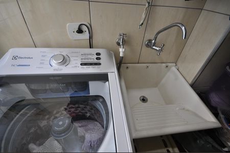 Apartamento à venda com 70m², 2 quartos e 1 vagaÁrea de Serviço