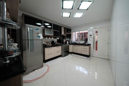 Casa à venda com 100m², 3 quartos e 2 vagasCozinha