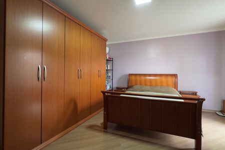 Casa à venda com 190m², 3 quartos e 3 vagas Casa à venda com 190m², 3 quartos e 3 vagasSuíte