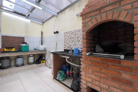 Casa à venda com 190m², 3 quartos e 3 vagas Casa à venda com 190m², 3 quartos e 3 vagasÁrea de Serviço