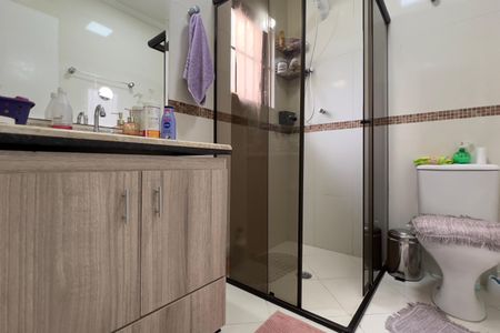 Casa à venda com 190m², 3 quartos e 3 vagas Casa à venda com 190m², 3 quartos e 3 vagasBanheiro da Suíte