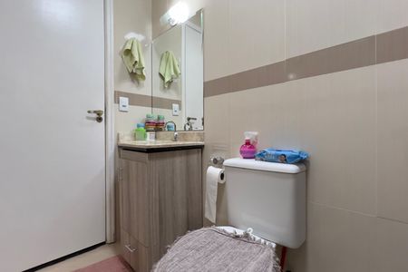 Casa à venda com 190m², 3 quartos e 3 vagas Casa à venda com 190m², 3 quartos e 3 vagasBanheiro Social