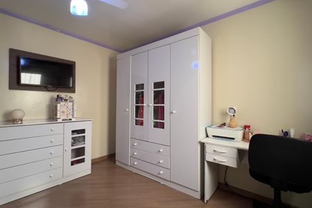 Casa à venda com 190m², 3 quartos e 3 vagas Casa à venda com 190m², 3 quartos e 3 vagasQuarto 3