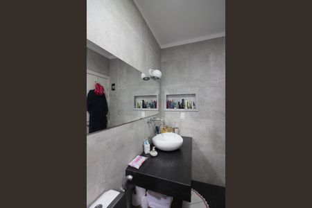 Apartamento para alugar com 90m², 2 quartos e sem vagaBanheiro da Suíte 1