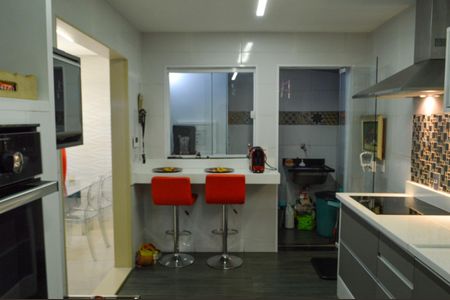 Casa de condomínio à venda com 130m², 3 quartos e 2 vagasCozinha