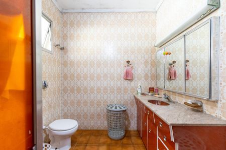 Casa à venda com 492m², 3 quartos e 2 vagas Casa à venda com 492m², 3 quartos e 2 vagasBanheiro da Suíte 3