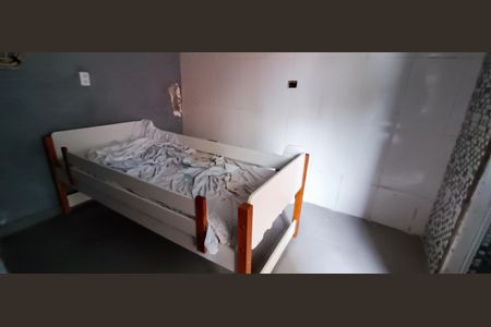 Casa à venda com 140m², 3 quartos e 2 vagas Casa à venda com 140m², 3 quartos e 2 vagasEdicula