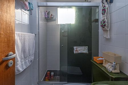 Apartamento à venda com 53m², 2 quartos e 1 vaga Apartamento à venda com 53m², 2 quartos e 1 vagaBanheiro Social