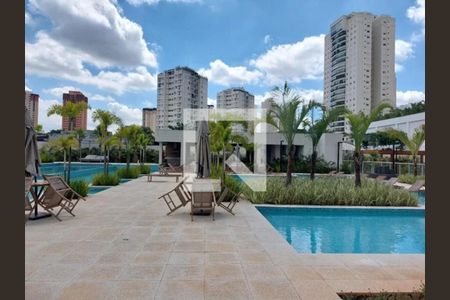 Apartamento à venda com 155m², 3 quartos e 3 vagasÁrea comum - Piscina