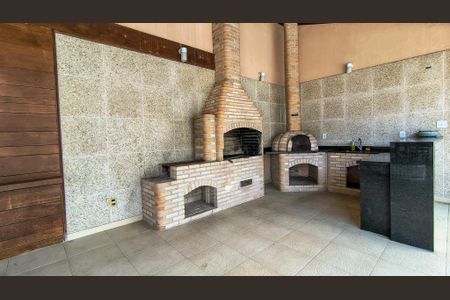 Casa de condomínio à venda com 400m², 4 quartos e 6 vagasÁrea comum - Churrasqueira