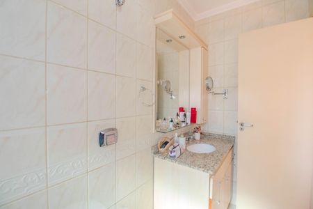 Casa à venda com 173m², 2 quartos e 3 vagasBanheiro da Suíte 1