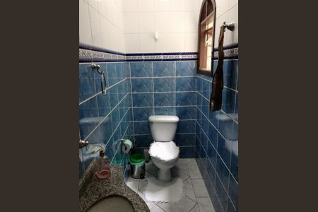 Casa à venda com 215m², 3 quartos e 4 vagas