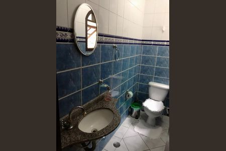 Casa à venda com 215m², 3 quartos e 4 vagas