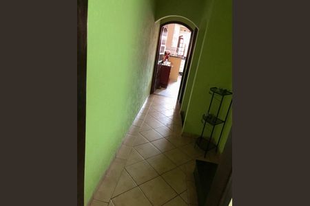 Casa à venda com 215m², 3 quartos e 4 vagas