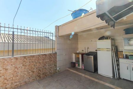 Casa à venda com 240m², 3 quartos e 2 vagas Casa à venda com 240m², 3 quartos e 2 vagasÁrea de Serviço