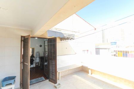 Casa à venda com 240m², 3 quartos e 2 vagas Casa à venda com 240m², 3 quartos e 2 vagasÁrea de Serviço