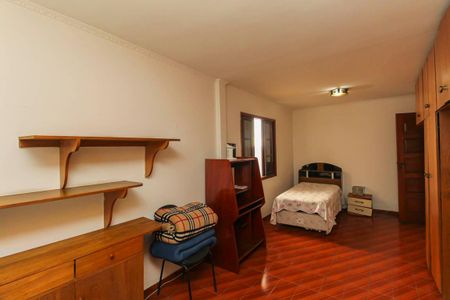 Casa à venda com 240m², 3 quartos e 2 vagas Casa à venda com 240m², 3 quartos e 2 vagasQuarto 1