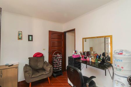 Casa à venda com 240m², 3 quartos e 2 vagas Casa à venda com 240m², 3 quartos e 2 vagasQuarto 2