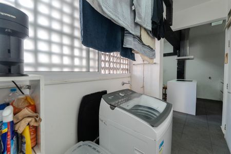 Apartamento à venda com 106m², 2 quartos e sem vaga Apartamento à venda com 106m², 2 quartos e sem vagaÁrea de Serviço